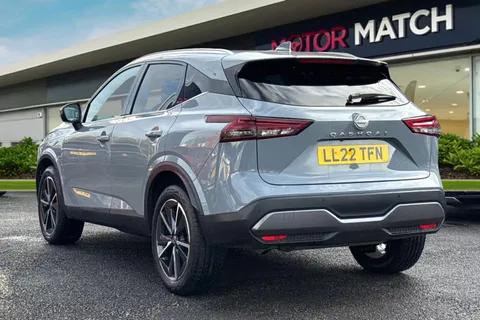LL22TFN Nissan Qashqai 1.3 DIG-T MHEV Tekna XTRON Euro 6 (s/s) 5dr Thumbnail #3