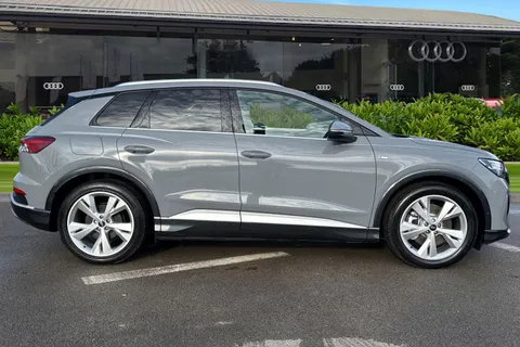 Audi Q4 e-tron 55 S line Auto quattro 5dr 82kWh Thumbnail #4
