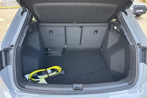 Audi Q4 e-tron 55 S line Auto quattro 5dr 82kWh Thumbnail #7