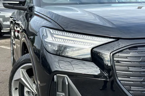  Audi Q4 e-tron 45 Black Edition Auto 5dr 82kWh Thumbnail #9