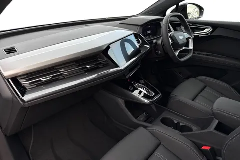  Audi Q4 e-tron 45 Black Edition Auto 5dr 82kWh Thumbnail #15