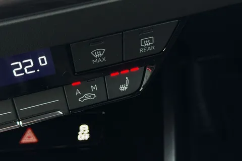  Audi Q4 e-tron 45 Black Edition Auto 5dr 82kWh Thumbnail #35