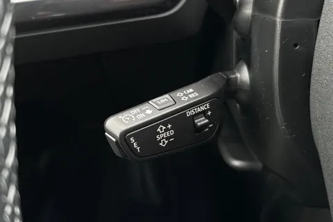  Audi Q4 e-tron 45 Black Edition Auto 5dr 82kWh Thumbnail #38