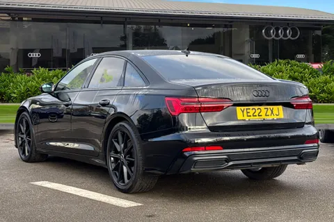 YE22ZXJ Audi A6 Saloon Black Edition 40 TFSI  204 PS S tronic Thumbnail #3