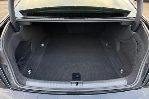 YE22ZXJ Audi A6 Saloon Black Edition 40 TFSI  204 PS S tronic Thumbnail #7