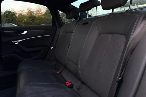 19 of 52 for Audi A6 Saloon Black Edition 40 TFSI 204 PS S tronic