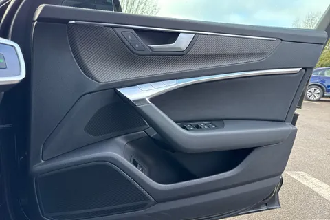 21 of 52 for Audi A6 Saloon Black Edition 40 TFSI 204 PS S tronic