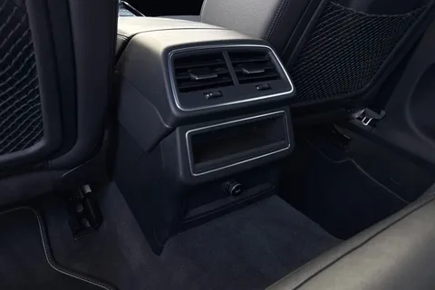 32 of 52 for Audi A6 Saloon Black Edition 40 TFSI 204 PS S tronic