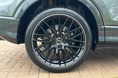  Audi SQ2 2.0 TFSI Black Edition S Tronic quattro Euro 6 (s/s) 5dr Thumbnail #11