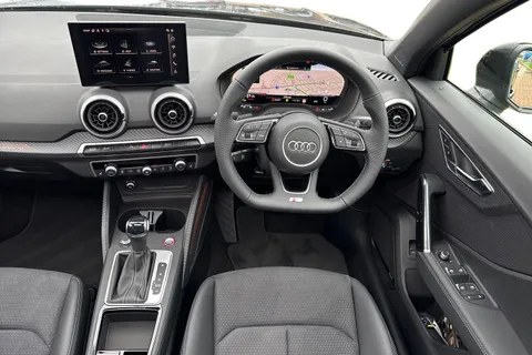  Audi SQ2 2.0 TFSI Black Edition S Tronic quattro Euro 6 (s/s) 5dr Thumbnail #18