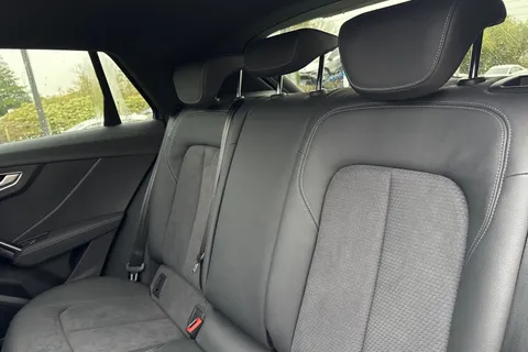  Audi SQ2 2.0 TFSI Black Edition S Tronic quattro Euro 6 (s/s) 5dr Thumbnail #19