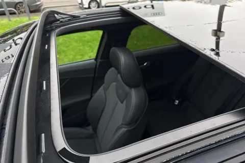  Audi SQ2 2.0 TFSI Black Edition S Tronic quattro Euro 6 (s/s) 5dr Thumbnail #37