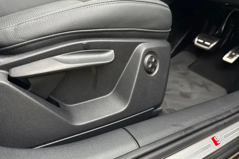  Audi SQ2 2.0 TFSI Black Edition S Tronic quattro Euro 6 (s/s) 5dr Thumbnail #45