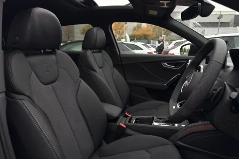  Audi SQ2 2.0 TFSI Black Edition S Tronic quattro Euro 6 (s/s) 5dr Thumbnail #46