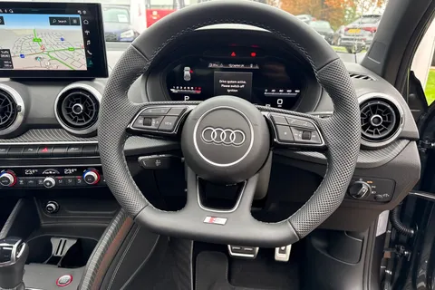  Audi SQ2 2.0 TFSI Black Edition S Tronic quattro Euro 6 (s/s) 5dr Thumbnail #47