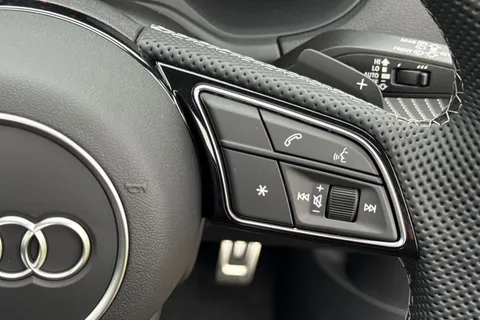  Audi SQ2 2.0 TFSI Black Edition S Tronic quattro Euro 6 (s/s) 5dr Thumbnail #49