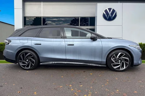 KY74DHO Volkswagen Id.7 210kW Match Pro S 86kWh ⭐Exterior Pack Plus & Sunroof, Black Pack, Heat Pum Thumbnail #4