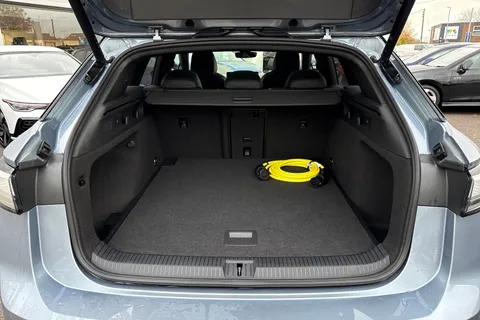 KY74DHO Volkswagen Id.7 210kW Match Pro S 86kWh ⭐Exterior Pack Plus & Sunroof, Black Pack, Heat Pum Thumbnail #8