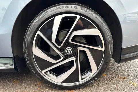 KY74DHO Volkswagen Id.7 210kW Match Pro S 86kWh ⭐Exterior Pack Plus & Sunroof, Black Pack, Heat Pum Thumbnail #12