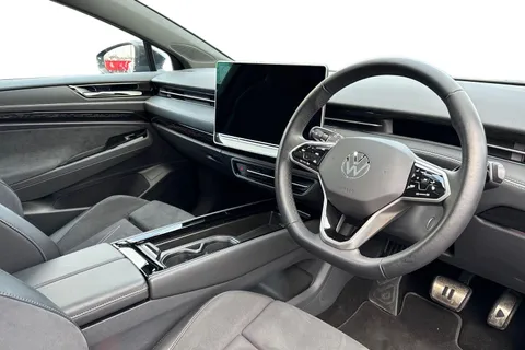 KY74DHO Volkswagen Id.7 210kW Match Pro S 86kWh ⭐Exterior Pack Plus & Sunroof, Black Pack, Heat Pum Thumbnail #15