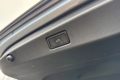 KY74DHO Volkswagen Id.7 210kW Match Pro S 86kWh ⭐Exterior Pack Plus & Sunroof, Black Pack, Heat Pum Thumbnail #29