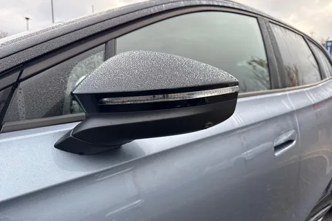 KY74DHO Volkswagen Id.7 210kW Match Pro S 86kWh ⭐Exterior Pack Plus & Sunroof, Black Pack, Heat Pum Thumbnail #36