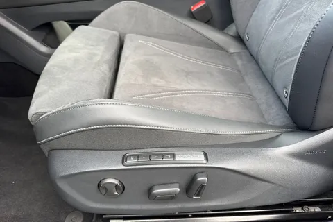 KY74DHO Volkswagen Id.7 210kW Match Pro S 86kWh ⭐Exterior Pack Plus & Sunroof, Black Pack, Heat Pum Thumbnail #42