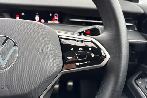 KY74DHO Volkswagen Id.7 210kW Match Pro S 86kWh ⭐Exterior Pack Plus & Sunroof, Black Pack, Heat Pum Thumbnail #52