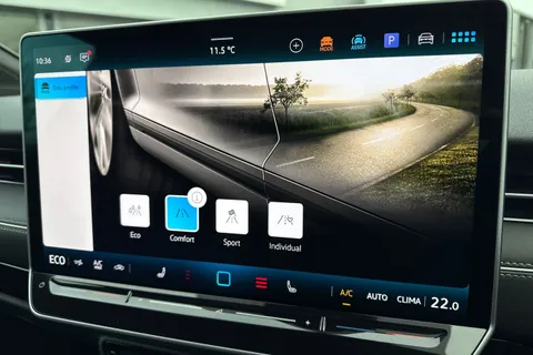 KY74DHO Volkswagen Id.7 210kW Match Pro S 86kWh ⭐Exterior Pack Plus & Sunroof, Black Pack, Heat Pum Thumbnail #57