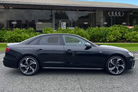 MT74OWA Audi A4 Black Edition 35 TFSI  150 PS S tronic Thumbnail #4