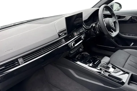 MT74OWA Audi A4 Black Edition 35 TFSI  150 PS S tronic Thumbnail #9