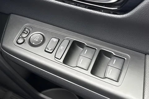 RA74JDK Honda CR-V 2.0 eHEV Elegance 5dr eCVT Thumbnail #42