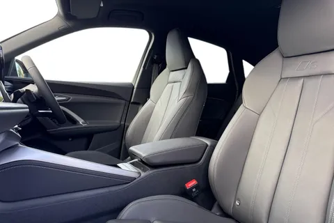  Audi Q5 2.0 TDI S line Sportback S Tronic quattro Euro 6 (s/s) 5dr Thumbnail #10