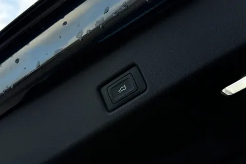  Audi Q5 2.0 TDI S line Sportback S Tronic quattro Euro 6 (s/s) 5dr Thumbnail #27