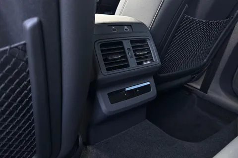  Audi Q5 2.0 TDI S line Sportback S Tronic quattro Euro 6 (s/s) 5dr Thumbnail #30