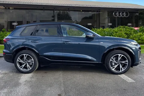  Audi Q6 E-Tron 100kWh S line Auto quattro 5dr Thumbnail #3