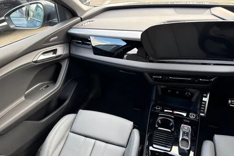  Audi Q6 E-Tron 100kWh S line Auto quattro 5dr Thumbnail #14