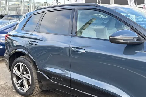  Audi Q6 E-Tron 100kWh S line Auto quattro 5dr Thumbnail #25