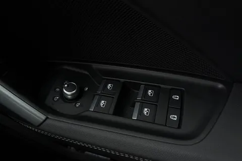 DX25UTP Audi A3 Black Edition 35 TFSI 150 PS 6-speed Thumbnail #43