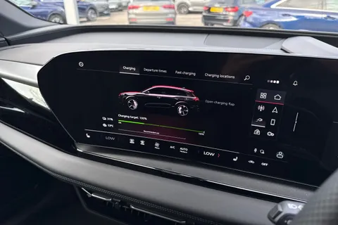  Audi Q6 E-Tron 100kWh S line Auto quattro 5dr Thumbnail #45