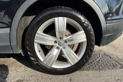 SW69GXO Volkswagen Tiguan 1.5 TSI EVO Match DSG Euro 6 (s/s) 5dr Thumbnail #14