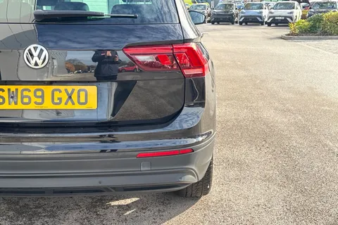 SW69GXO Volkswagen Tiguan 1.5 TSI EVO Match DSG Euro 6 (s/s) 5dr Thumbnail #32