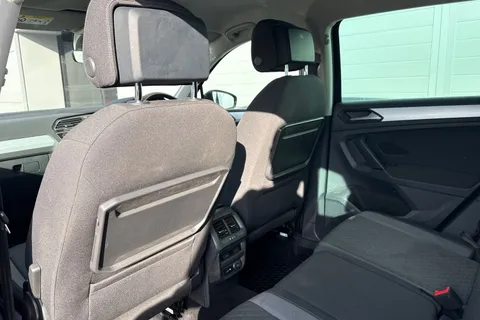 SW69GXO Volkswagen Tiguan 1.5 TSI EVO Match DSG Euro 6 (s/s) 5dr Thumbnail #36