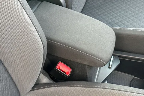 SW69GXO Volkswagen Tiguan 1.5 TSI EVO Match DSG Euro 6 (s/s) 5dr Thumbnail #40