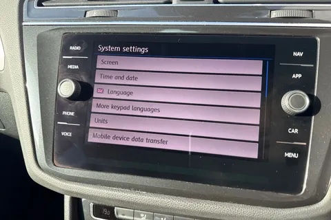 SW69GXO Volkswagen Tiguan 1.5 TSI EVO Match DSG Euro 6 (s/s) 5dr Thumbnail #48