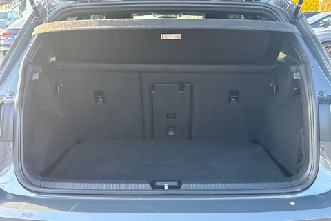 DA03JON Volkswagen Golf 1.5 TSI R-Line 5dr Thumbnail #8