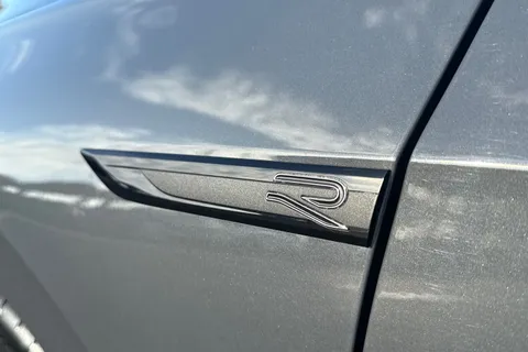 DA03JON Volkswagen Golf 1.5 TSI R-Line 5dr Thumbnail #27