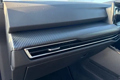 DA03JON Volkswagen Golf 1.5 TSI R-Line 5dr Thumbnail #31