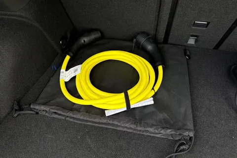 KP25HFW Volkswagen Golf 1.5 TSI 204 Style eHybrid 5dr DSG Thumbnail #28