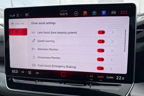 KP25HFW Volkswagen Golf 1.5 TSI 204 Style eHybrid 5dr DSG Thumbnail #50